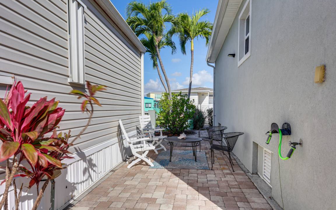 Photo of Others in Hutchinson Island South