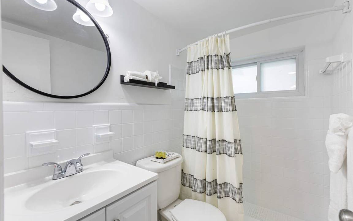 Photo of Bathroom in Lake Ridge