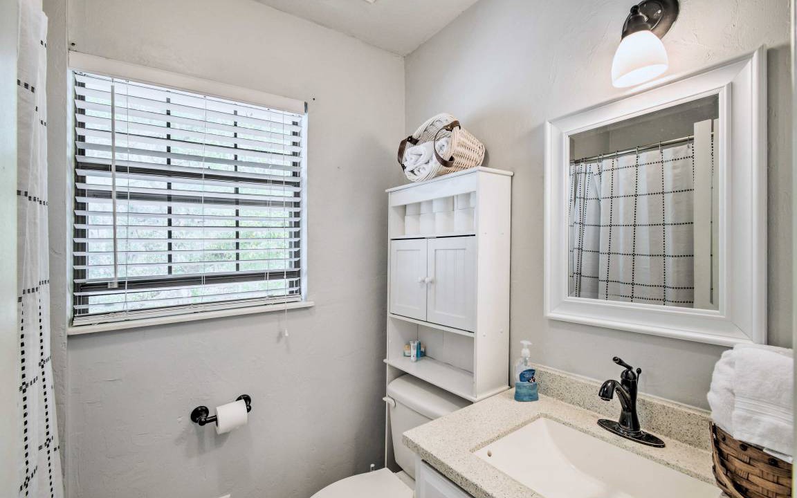 Photo of Bathroom in Edgar