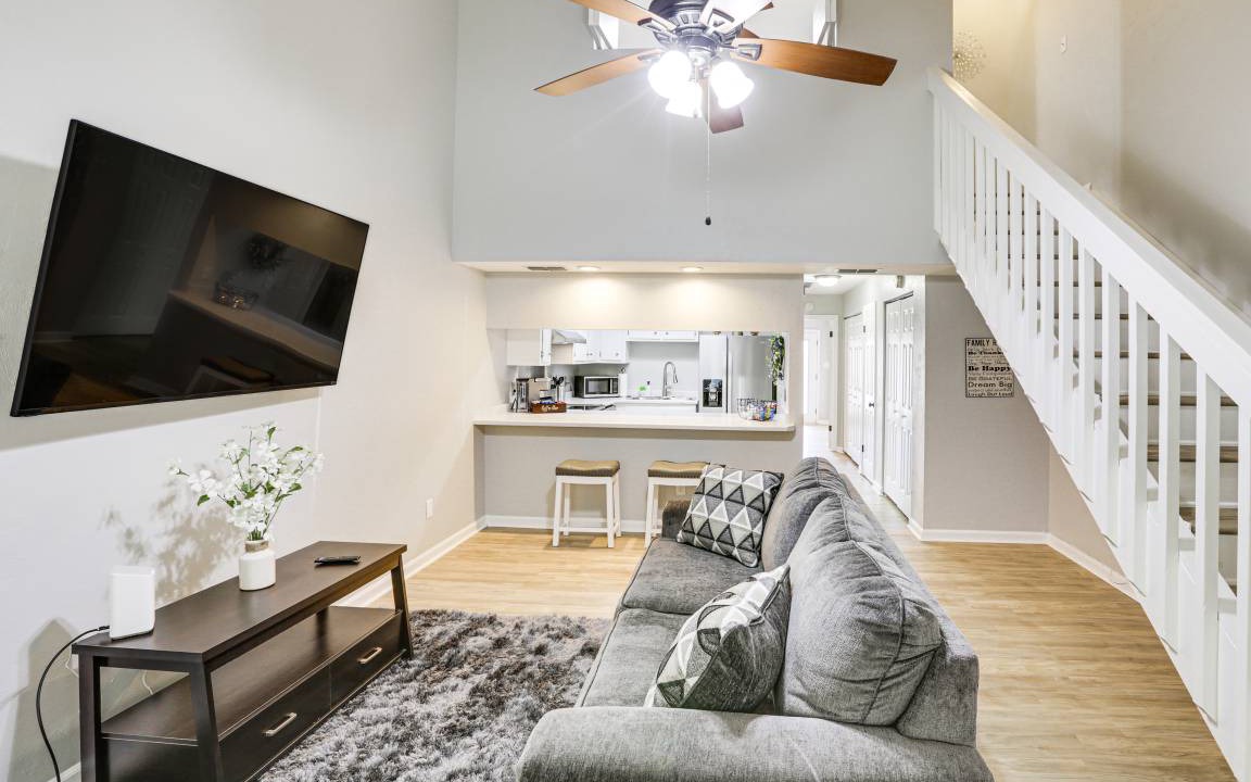 Photo of Livingroom in Tallahassee