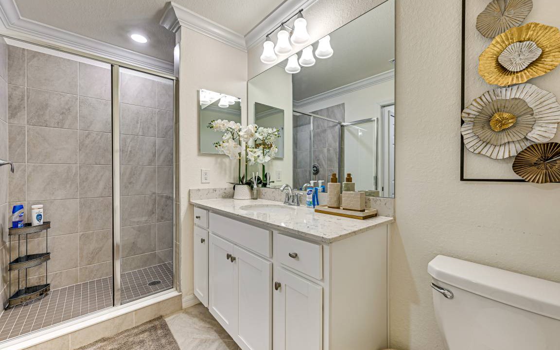 Photo of Bathroom in Lakewood Ranch