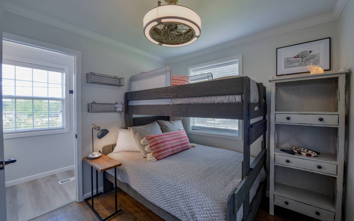 Photo of Bedroom in Tuscaloosa