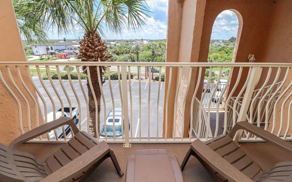 Photo of Patio Balcony in Butler Beach