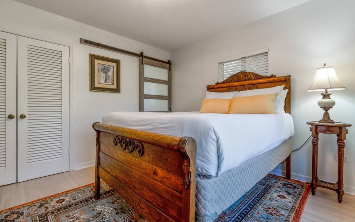 Photo of Bedroom in Homestead