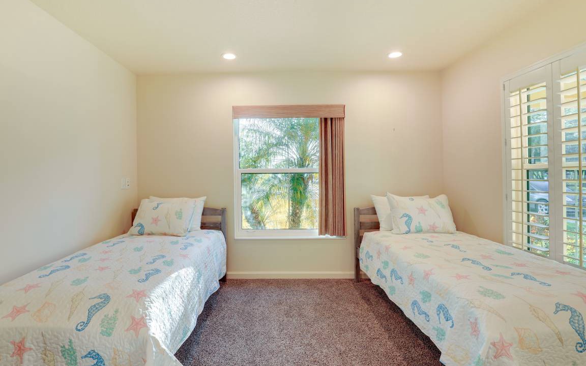 Photo of Others in Indian River Estates