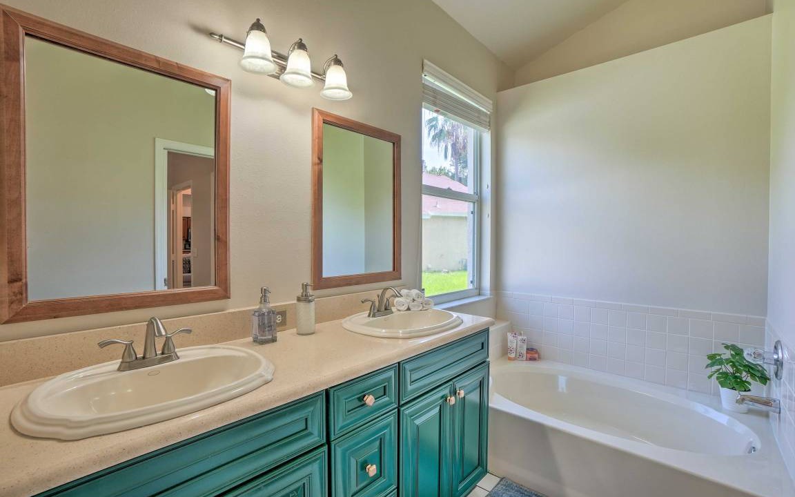 Photo of Bathroom in Sterling Ranch