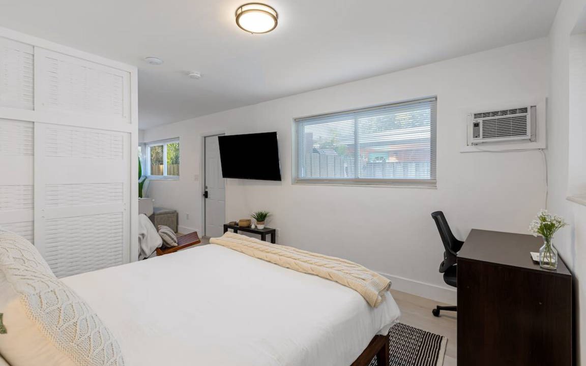 Photo of Bedroom in Lake Ridge