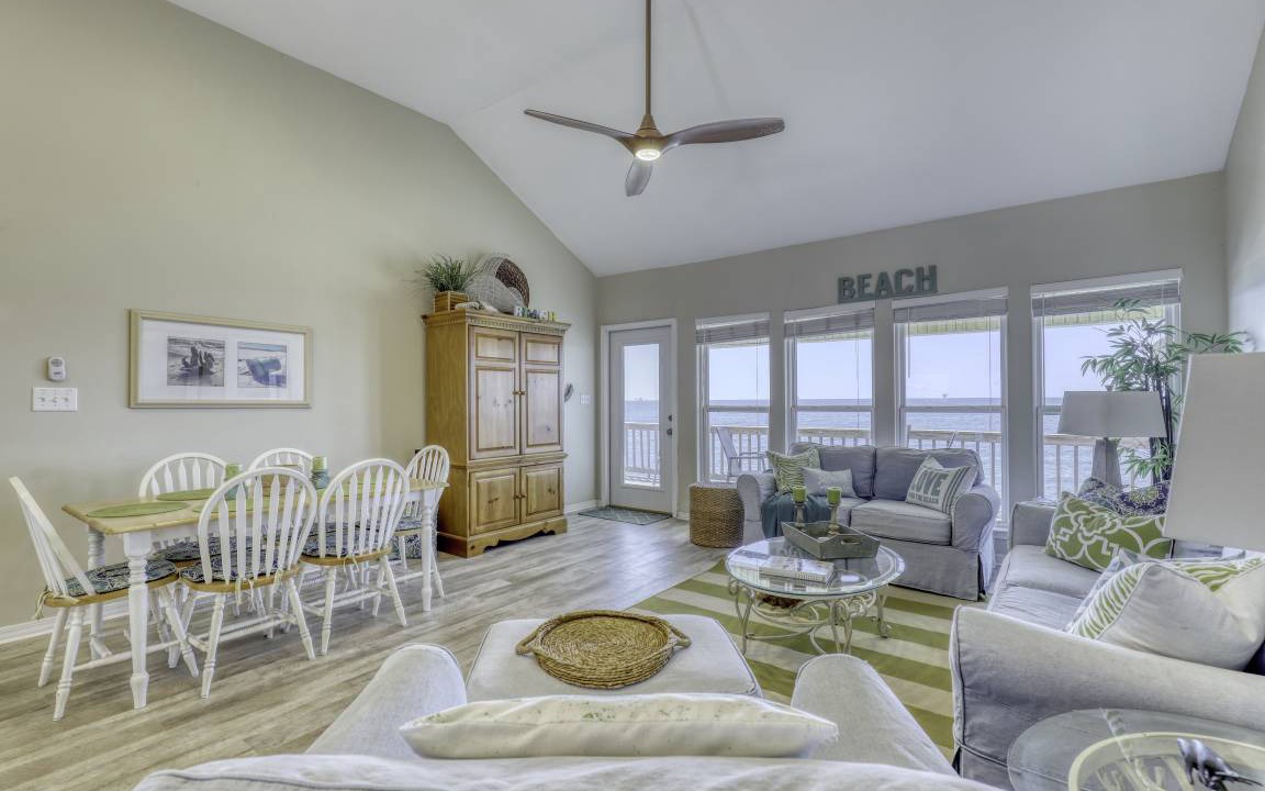 Photo of Livingroom in Dauphin Island