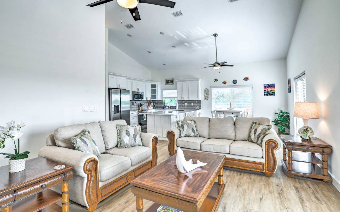 Photo of Livingroom in Port Tampa City