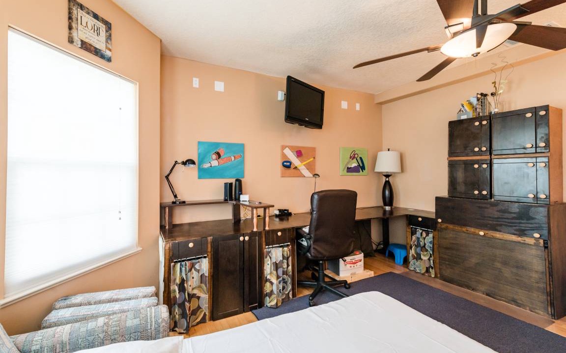 Photo of Bedroom in Interchange Square