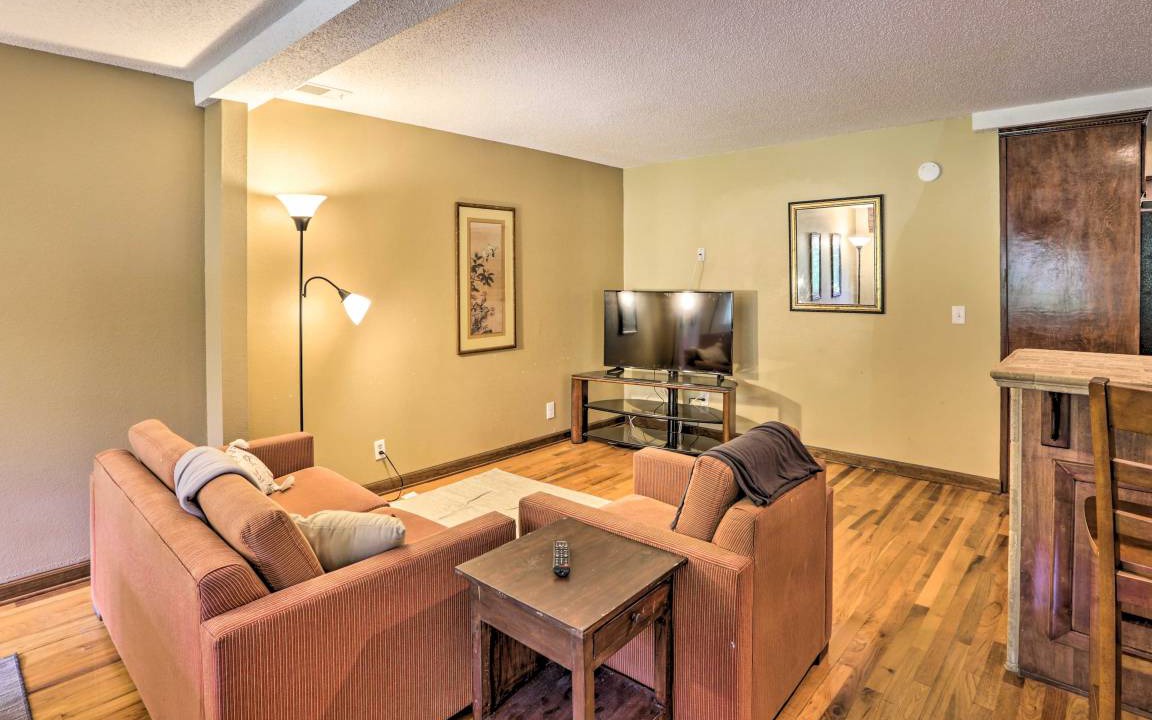 Photo of Livingroom in Tallahassee
