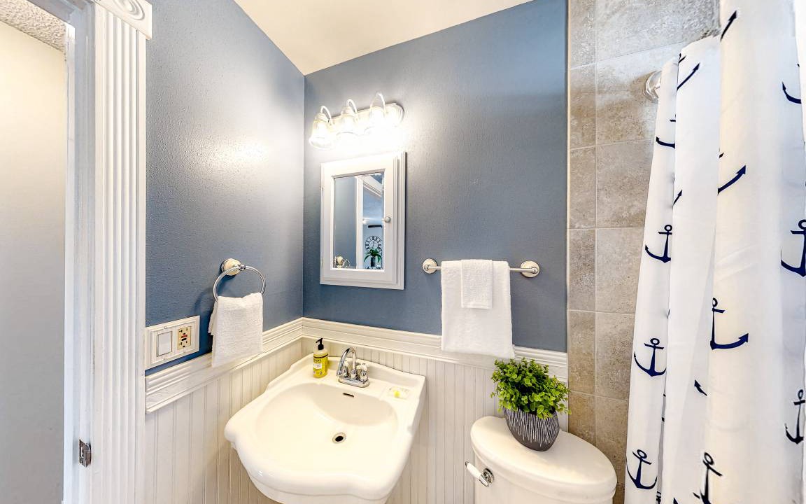 Photo of Bathroom in Whitney Beach