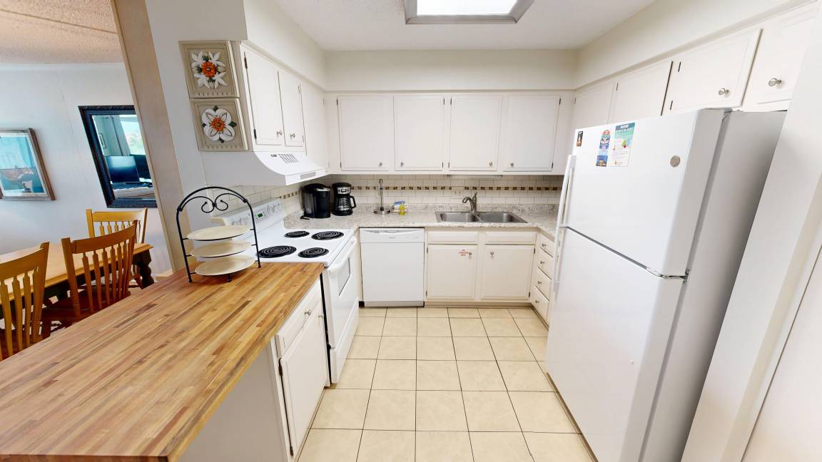 Photo of Kitchen in Holiday Isle