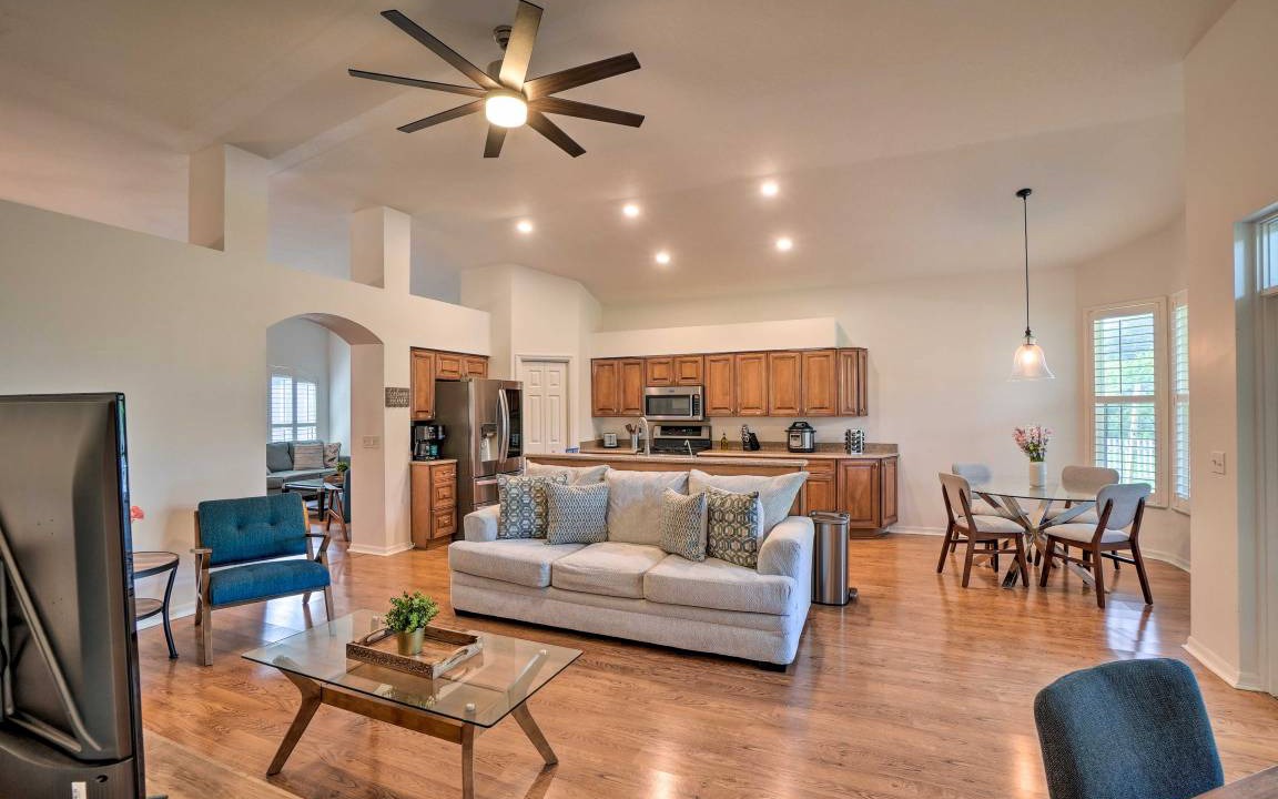 Photo of Livingroom in Sterling Ranch