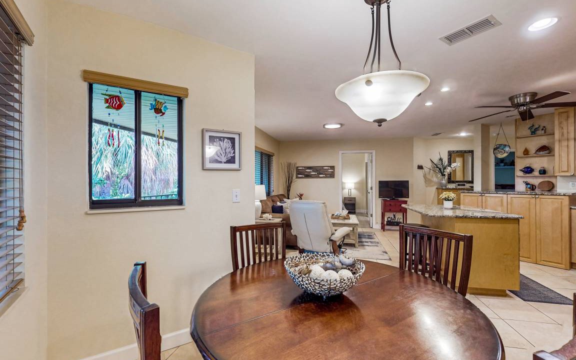 Photo of Livingroom in Tierra Verde