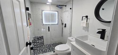 Photo of Bathroom in Tamarac