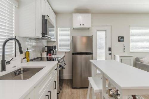 Photo of Kitchen in College Park