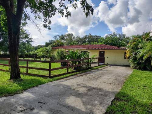 Photo of Others in Cooper City