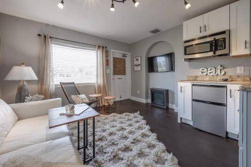 Photo of Livingroom in South Seminole Heights