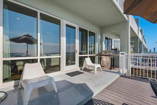 Photo of Patio Balcony in White Sands