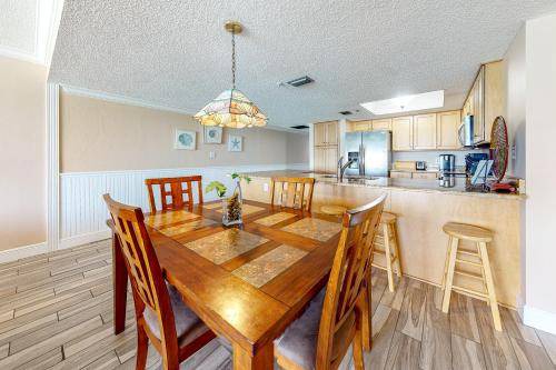 Photo of Livingroom in North Redington Beach