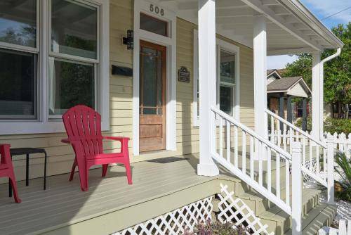 Photo of Patio Balcony in Old East Hill