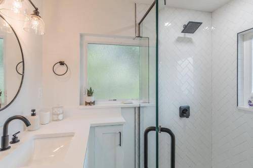 Photo of Bathroom in College Park