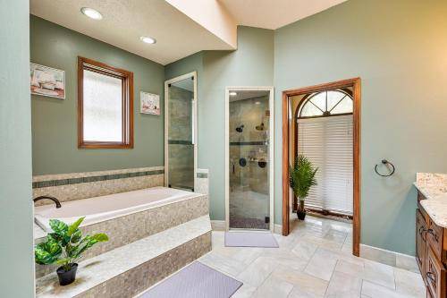 Photo of Bathroom in Temple Crest