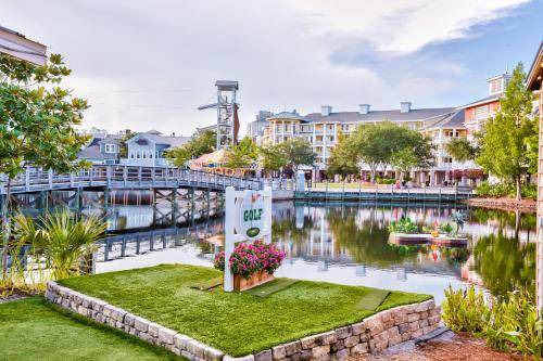 Photo of Others in Baytowne Wharf