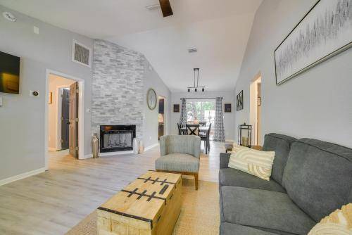 Photo of Livingroom in Tallahassee