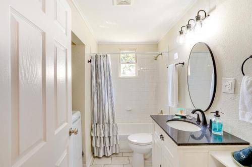 Photo of Bathroom in Lake Wales
