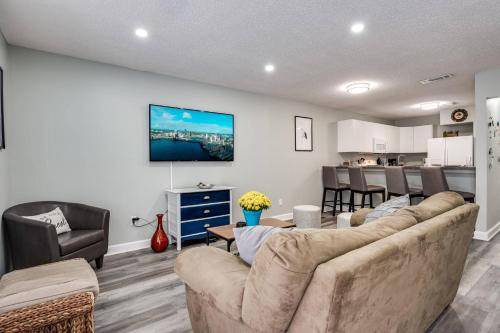 Photo of Livingroom in Orange Park