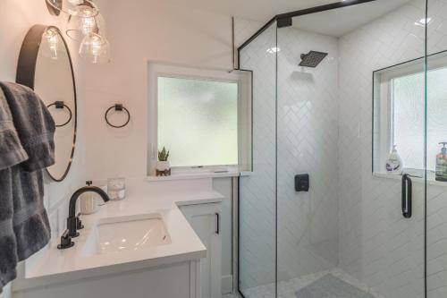 Photo of Bathroom in College Park
