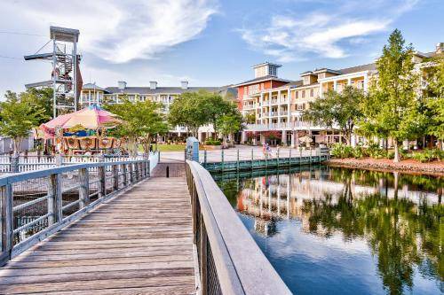 Photo of Others in Baytowne Wharf