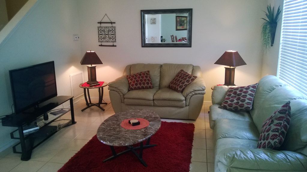 Photo of Livingroom in Trafalgar Village