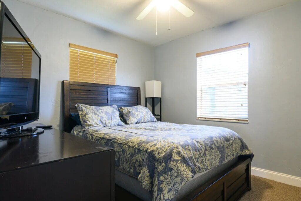 Photo of Bedroom in Royal Poinciana