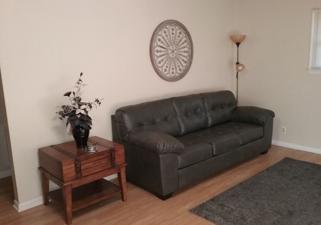 Photo of Livingroom in Crossville