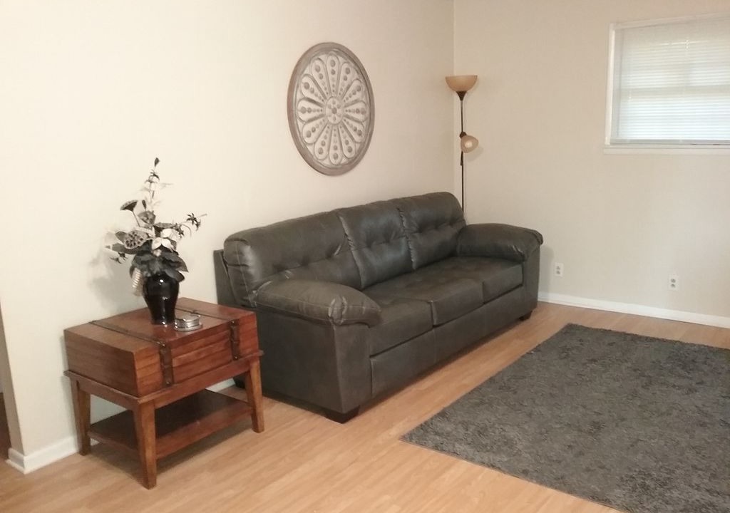 Photo of Livingroom in Crossville