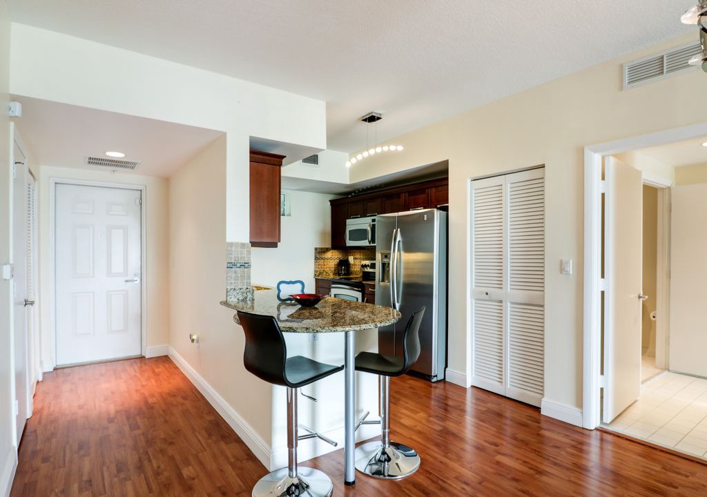 Photo of Livingroom in Downtown