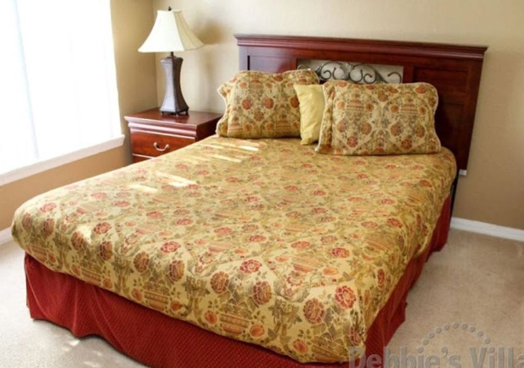 Photo of Bedroom in Silver Creek