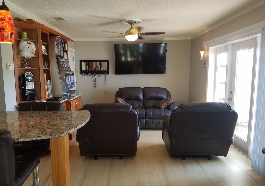 Photo of Livingroom in Coquina Key