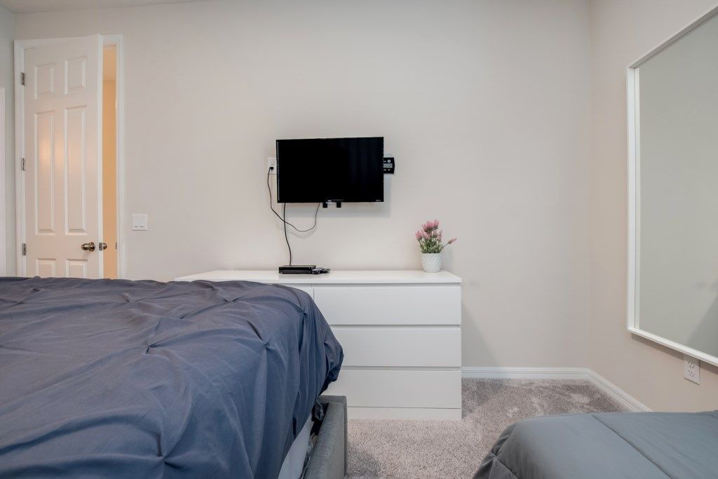 Photo of Bedroom in Bay Lake