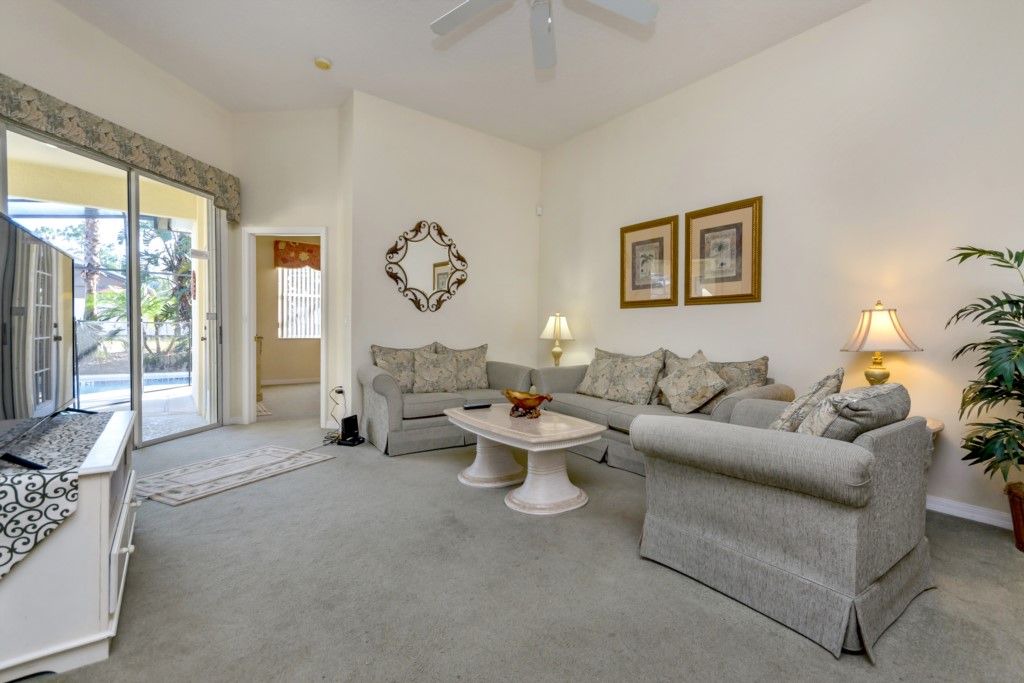 Photo of Livingroom in Haines City