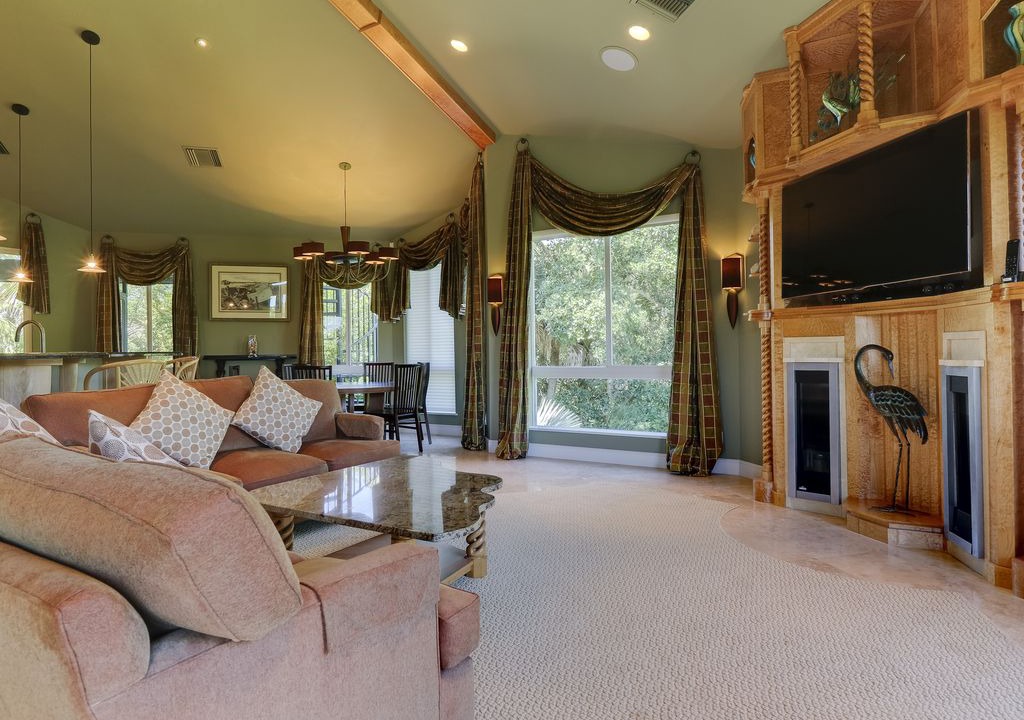Photo of Livingroom in Gulf Pines