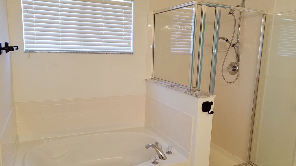 Photo of Bathroom in Windwood Bay