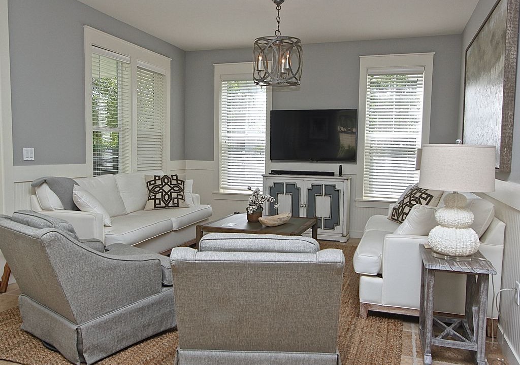 Photo of Livingroom in Laurel Grove