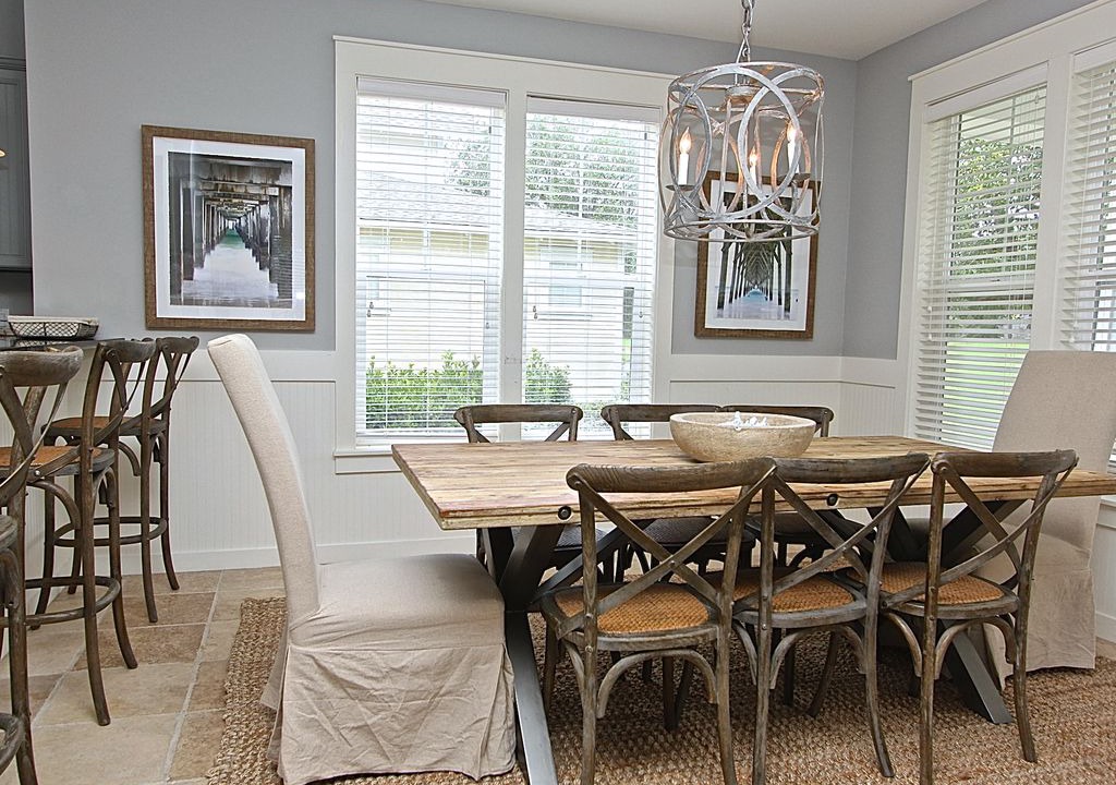 Photo of Livingroom in Laurel Grove