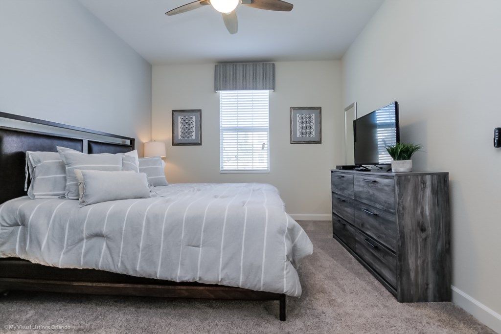Photo of Bedroom in Loma Vista