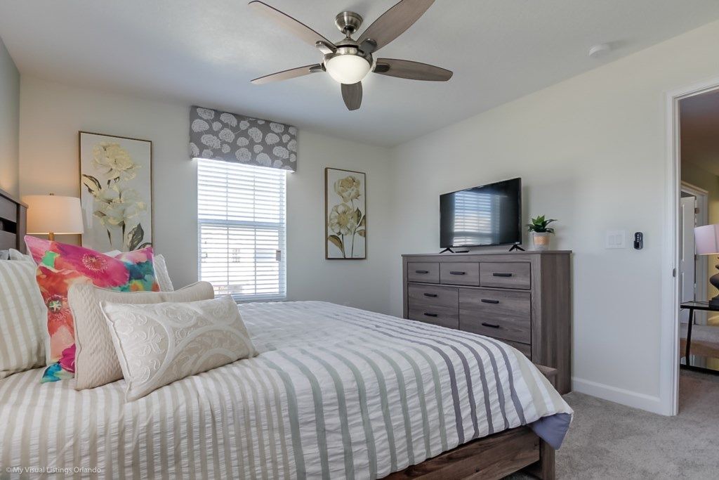 Photo of Bedroom in Loma Vista
