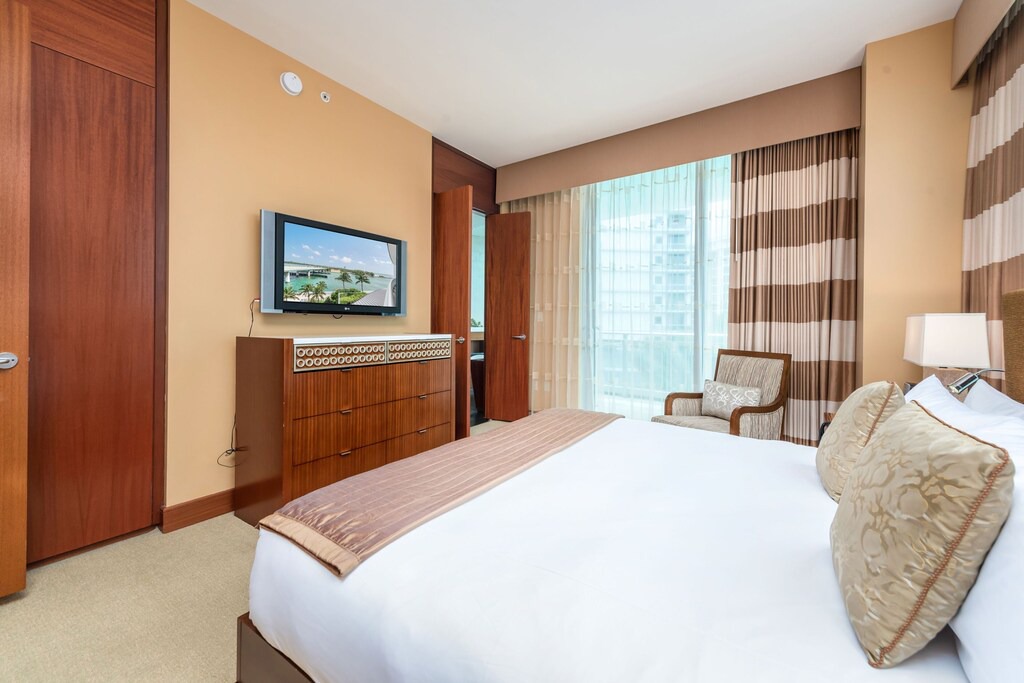 Photo of Bedroom in Bal Harbour